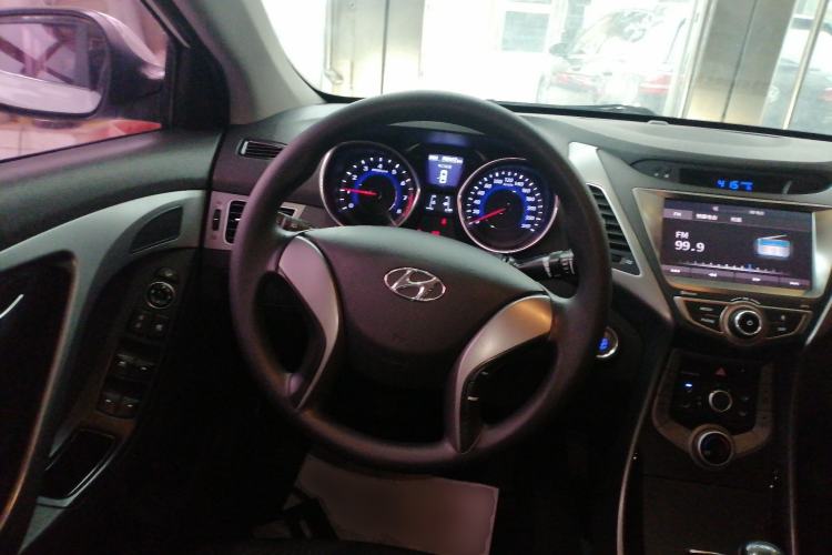 Used Hyundai Elantra (5th Generation / Langdong) 2016 1.6L Manual Luxury Model