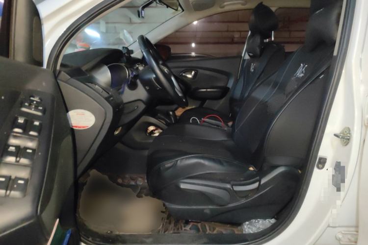 Used Hyundai ix35 2013 2.0L Automatic Two-Wheel Drive Smart GLS China IV Standard