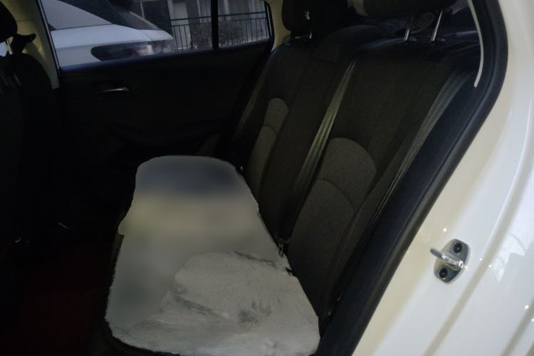 Used Roewe i5 2023 1.5L Manual Comfort Edition
