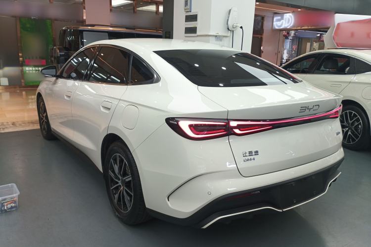 Used BYD Seal 06 New Energy 2024 DM-i 80KM Prestige Model Exterior 2