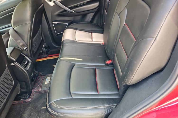 Used Geely Auto Emgrand X7 Sport 2020 1.8TD DCT Two-Wheel Drive Zhiya Model Left Rear Seat