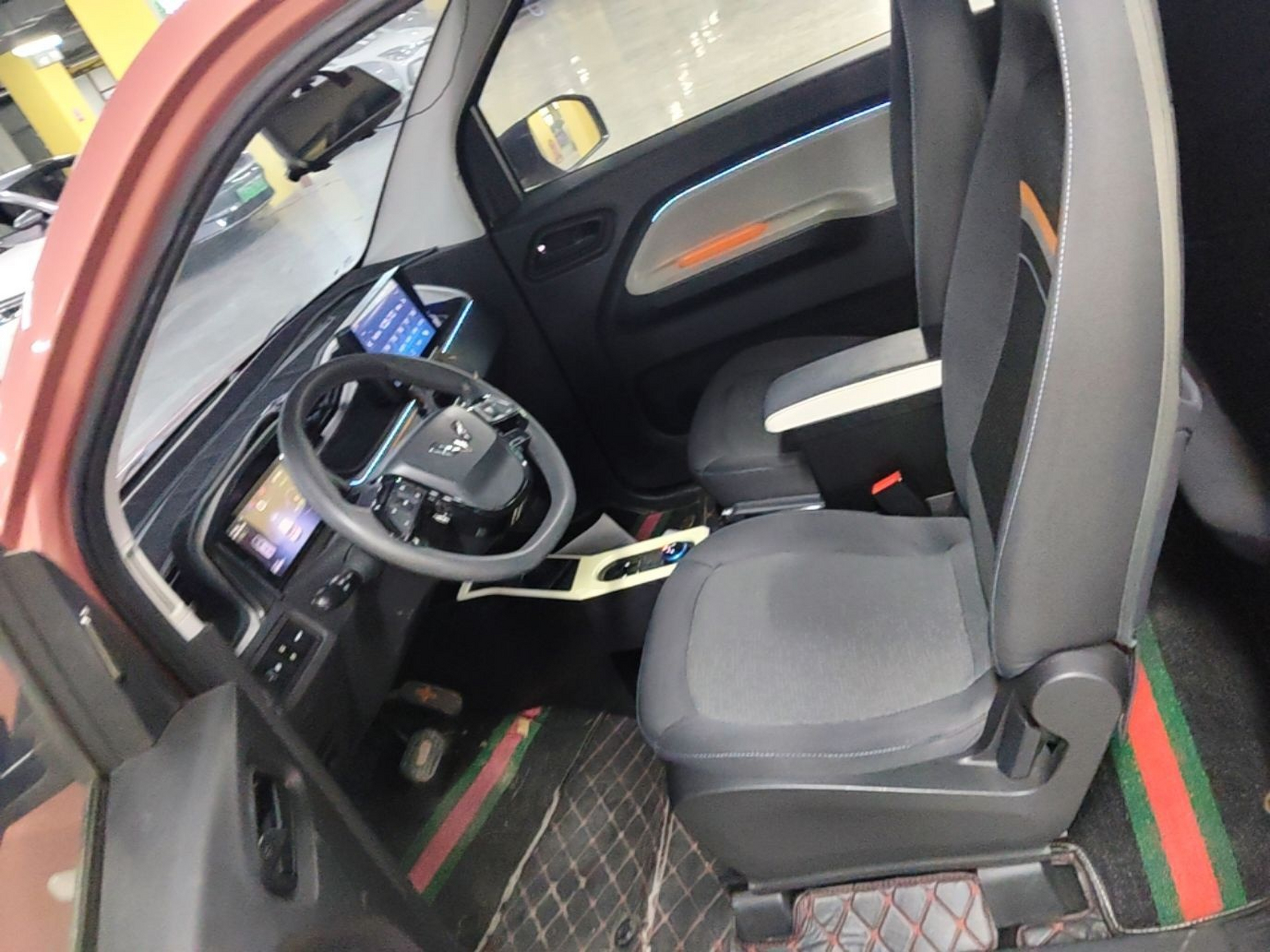 Interior delantero