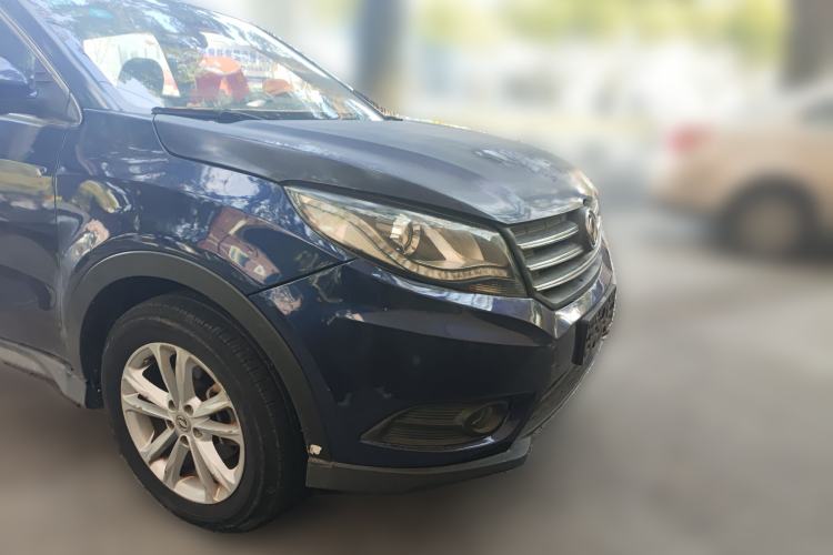 Used Dongfeng Fengon 580 2016 1.8L Manual Comfort Model Front Right 45 Deg