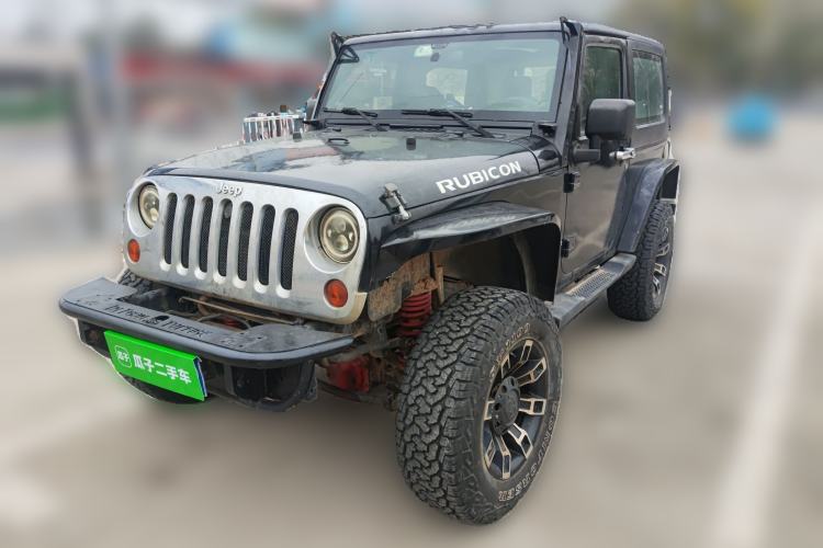 Used Jeep Wrangler 2010 3.8L Sahara two-door model
