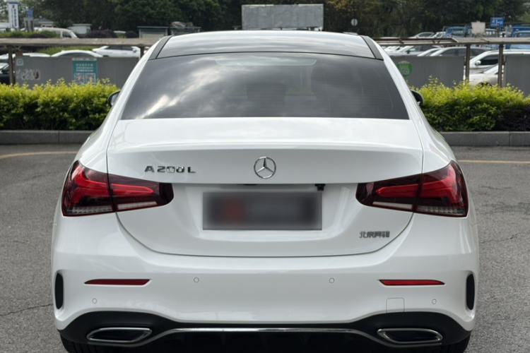 Used Mercedes-Benz A-Class 2022 Restyled A 200 L Sport Sedan Fashion Version Exterior 3