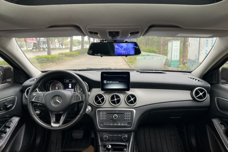 Used Mercedes-Benz GLA 2016 GLA 200 Fashion Model