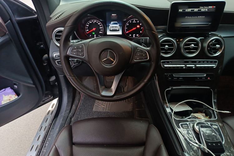 Used Mercedes-Benz GLC 2018 GLC 260 4MATIC Luxury Model