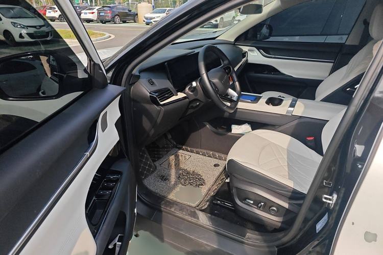 Used Chery New Energy eQ7 2023 512km Pro
