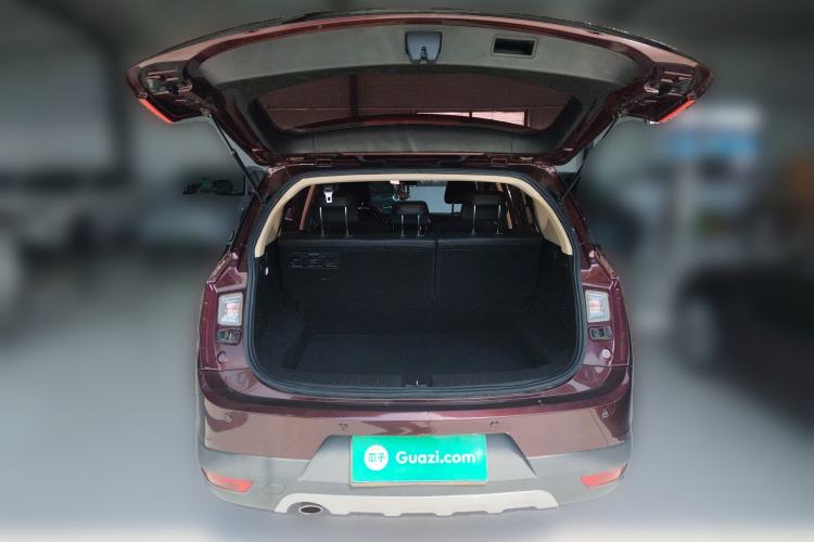 Used Baojun 560 2017 Rhythmic Edition 1.8L iAMT Prestige Model Trunk