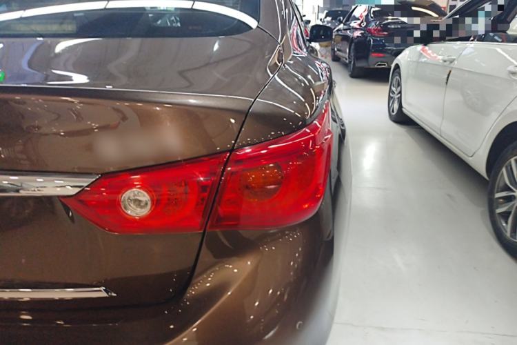 Used Infiniti Q50L 2015 2.0T Comfort Edition Right Rear Taillight