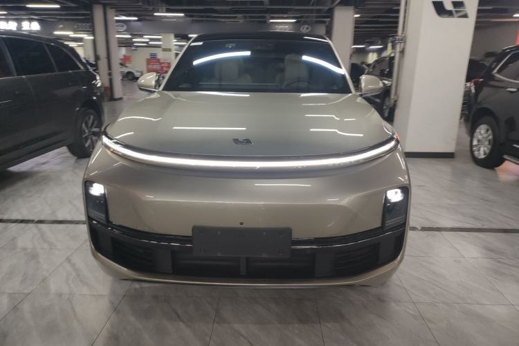 Used Li Auto L8 2023 Air model