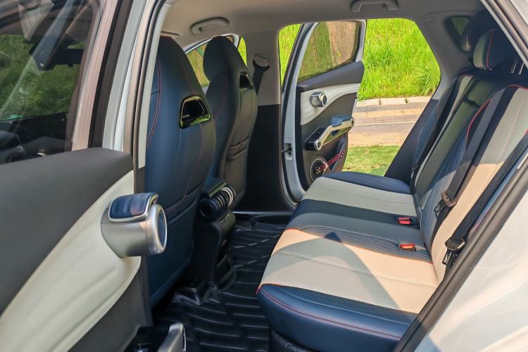 Used BYD Yuan PLUS 2022 510 km Luxury Version Interior 4