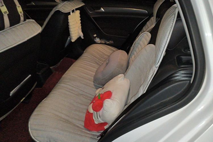 Used Volkswagen Golf 2015 1.6L Automatic Fashion Model Left Rear Seat