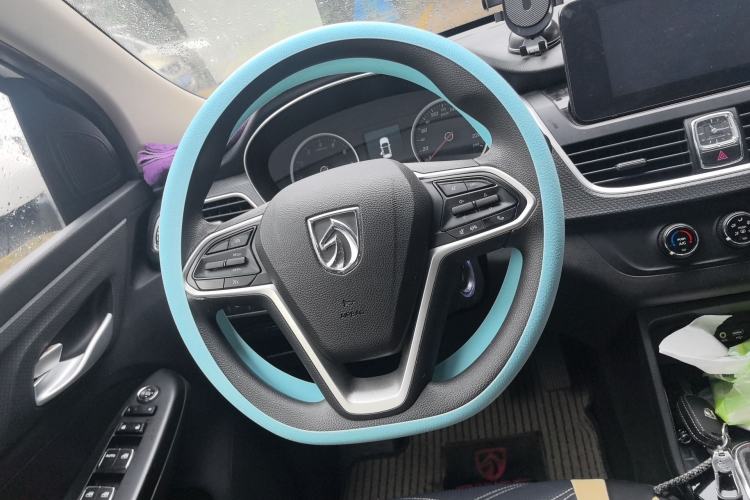 Used Baojun 730 2019 1.5L Manual Fashion Model 7-seater National V