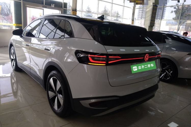 Used Volkswagen ID.4 X 2025 Smart Version Pure & Intelligent Enjoyment Edition Exterior 2