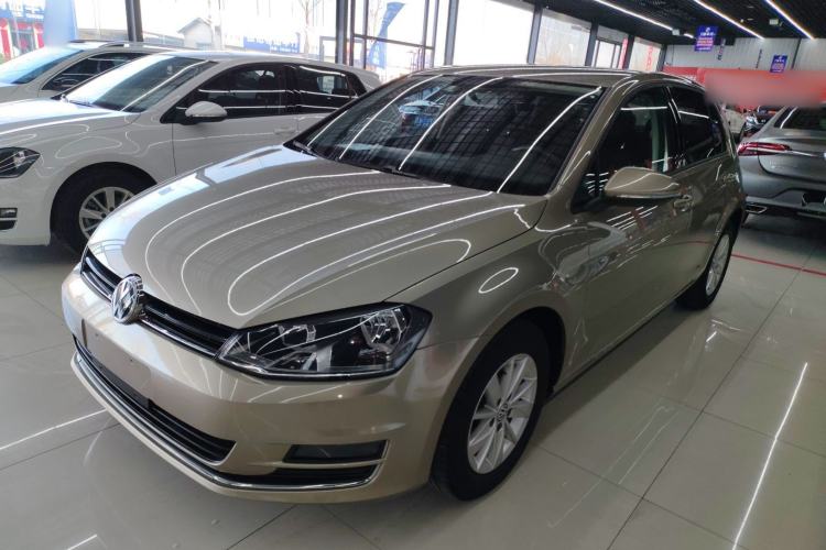 Used Volkswagen Golf 2016 1.6L Manual Fashion Edition