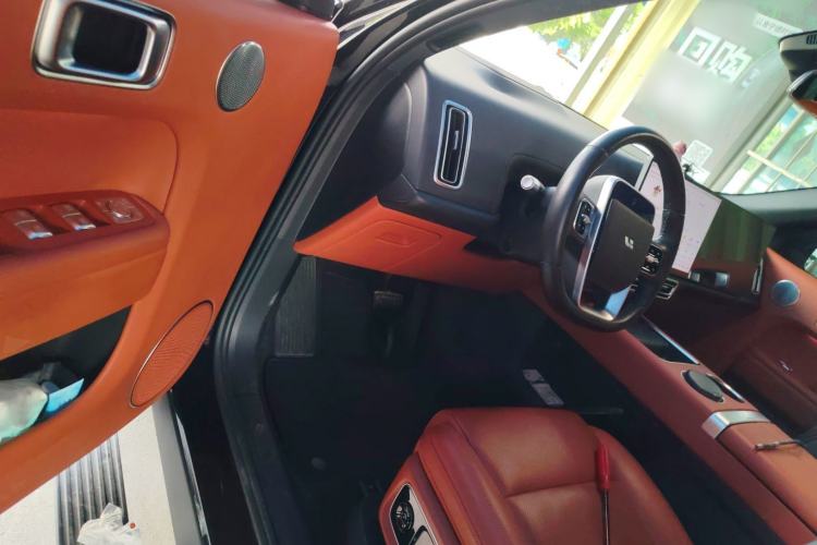 Used Li Auto L8 2023 Air model