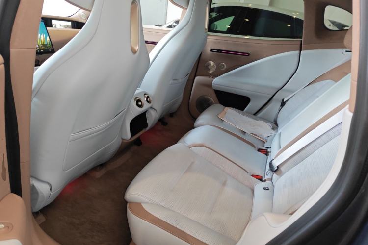 Used Avatr 07 2024 Ultra Range-Extended Four-Wheel Drive
