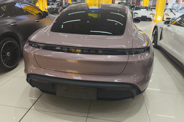 Used Porsche Taycan 2022-Year Updated Taycan