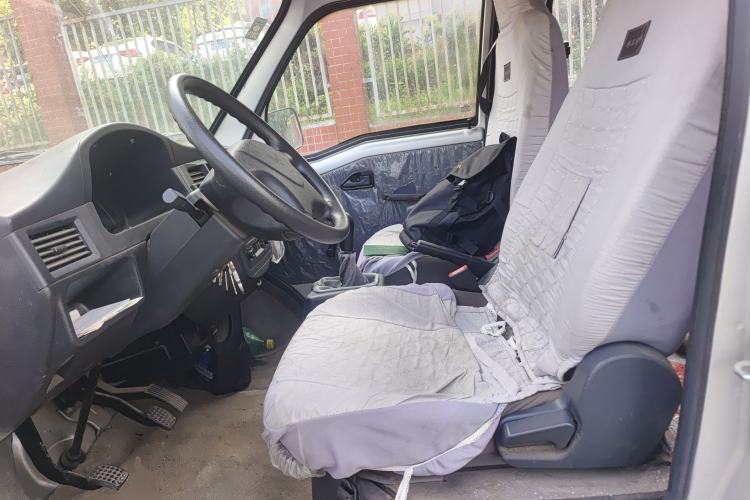 Used Wuling Zhiguang 2015 1.2L Standard Model LSI Left Front Seat