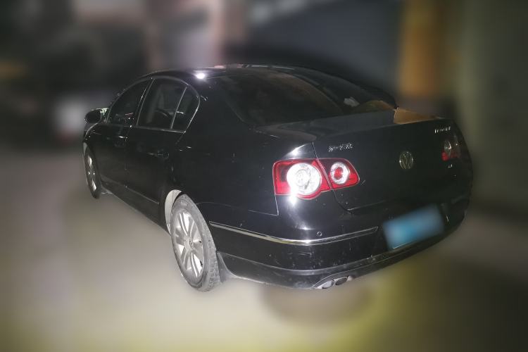 Used Volkswagen Magotan 2011 1.8TSI DSG Comfort Model Rear Left 45 Deg