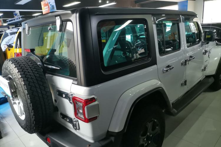 Used Jeep Wrangler 2019 2.0T Sahara Four-Door Version China VI Emission Standard Rear Right 45 Deg