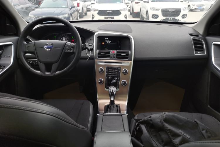 Used Volvo XC60 2016 T5 Smart Drive Edition
