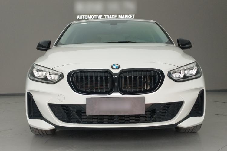 Used BMW 1 Series 2023 125i M Sport Night Edition Exterior 5