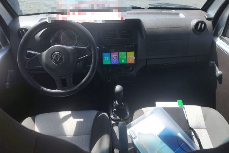 Used Dongfeng Xiaokang K07S 2022 1.3L High-Power Base Version Center Console