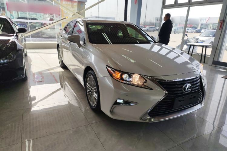 Used Lexus ES 2015 200 Elite Edition
