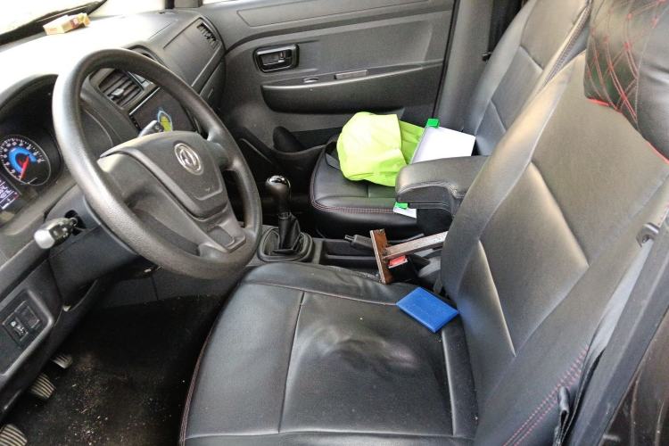 Used Dongfeng Fengon 330 2016 1.5L Manual Enjoyment Model DK15 Left Front Seat