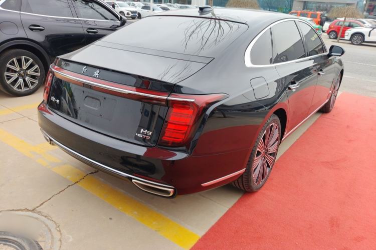 Used Hongqi H9 2025 Model Facelifted 2.0T Two-Wheel Drive Flag-Style Luxury Business Edition, 5 Seats