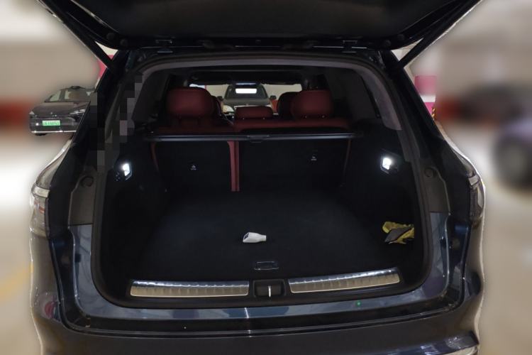 Used Hima AITO M8 2025 Extended-Range Ultra Version 53.4 kWh 5-Seater Edition
