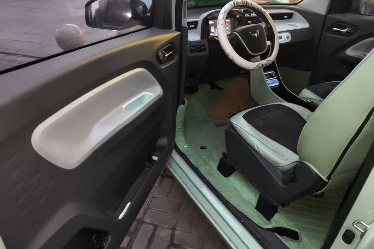 Used Wuling Hongguang MINIEV 2021 Macaron Premium Model – Lithium Iron Phosphate