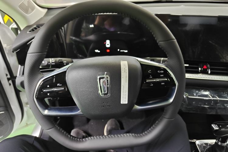 Used Bestune B70 2025 Dragon Edition 1.5T Quality Enjoyment Model Steering Wheel