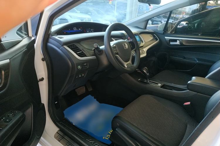 Used Honda Jade 2017 1.8L automatic Comfort version 5 seats