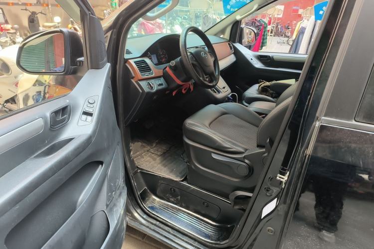 Used SAIC MAXUS G10 2016 2.0T Automatic Elite Edition