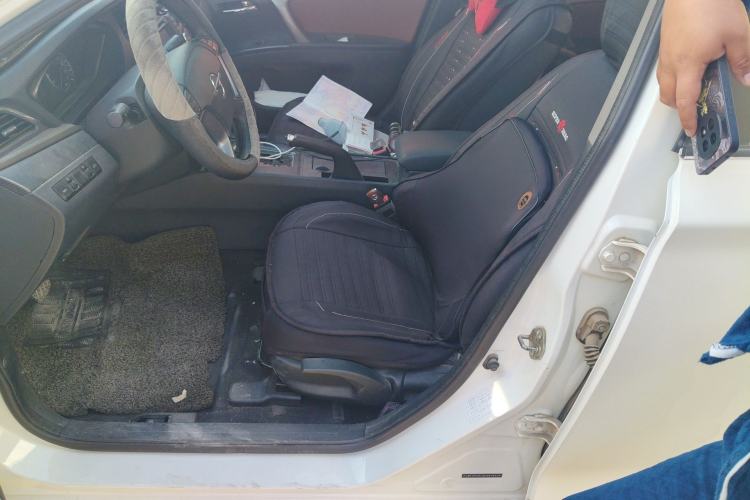 Used Haima M6 2017 1.5T CVT Luxury Model Left Front Seat