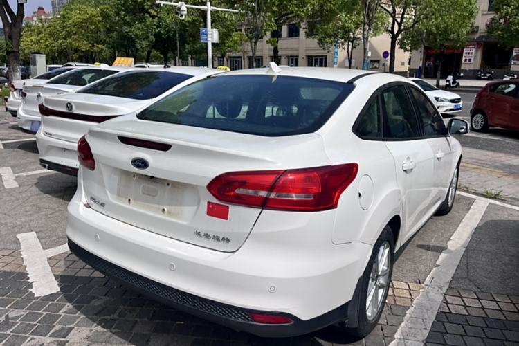 Used Ford Focus 2017 Sedan 1.6L Automatic Fashion Edition Smart Drive Version