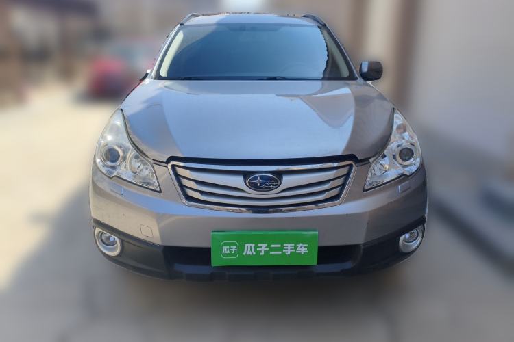 Used Subaru Outback 2011 2.5i Luxury Edition Front