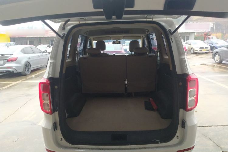 Used Wuling Hongguang 2019 1.5L S Comfort Edition China VI LAR