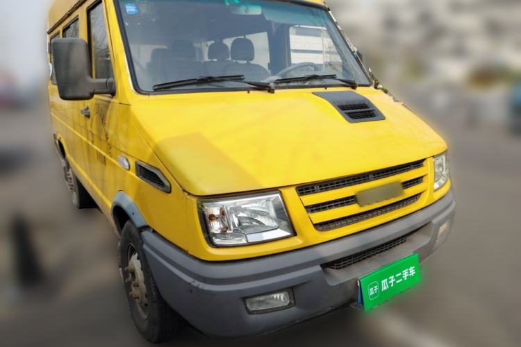 Used Iveco Daily 2014 2.5T-A35 NJ6484ACM47Z4