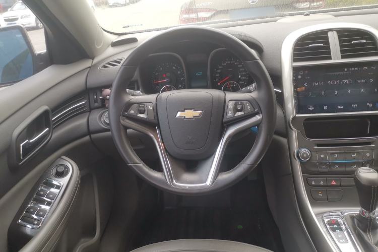 Used Chevrolet Malibu 2014 2.0L Automatic Luxury Edition Steering Wheel