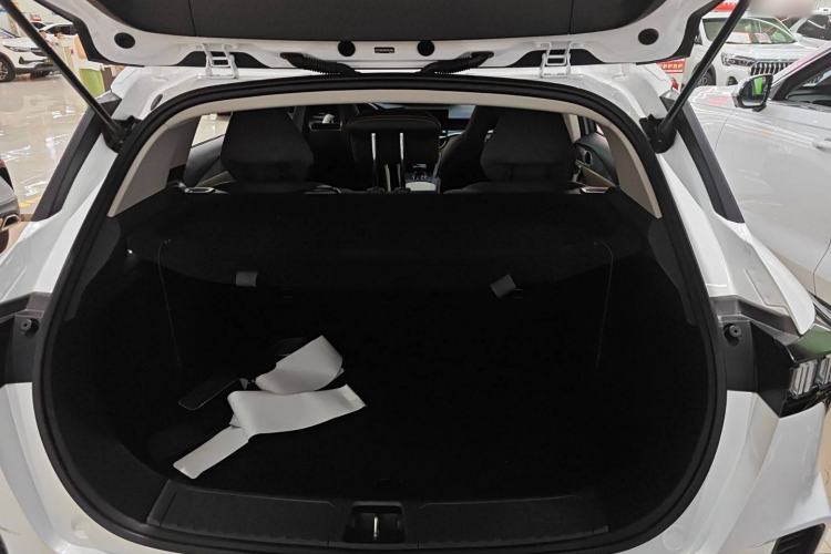 Used Lynk & Co 06 2023 Remix 1.5T Plus Model