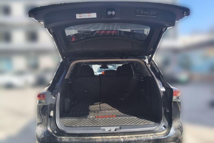 Used Toyota Highlander 2023 2.5L Smart Electric Hybrid Dual-Engine 4x4 Knight Edition 7 Seats Trunk