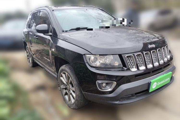 Used Jeep Compass 2014 2.4L four-wheel drive luxury version
