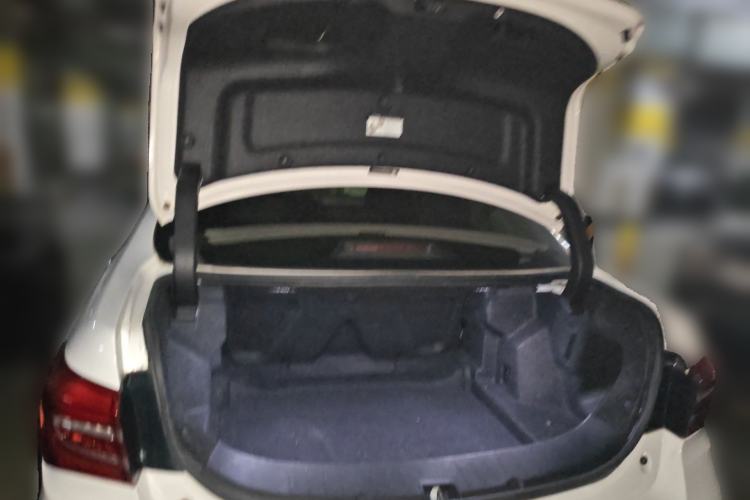 Used BYD Qin New Energy 2017 1.5T Luxury Model Trunk