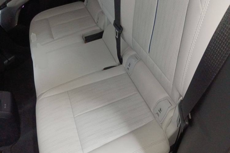 Used Cadillac LYRIQ 2022 Rear-Drive Long-Range Luxury Edition
