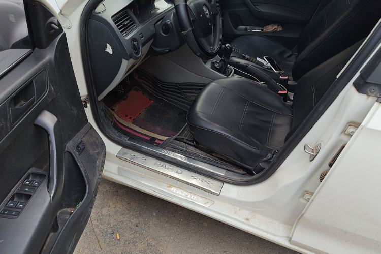 Used Skoda Rapid 2015 1.4L Manual Enjoyment Model Driver Seat