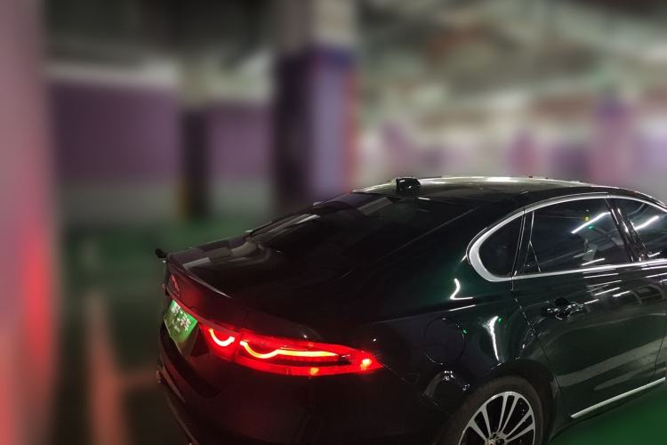 Used Jaguar XFL 2024 2.0T P250 Two-Wheel Drive Prestige Luxury Edition Rear Right 45 Deg